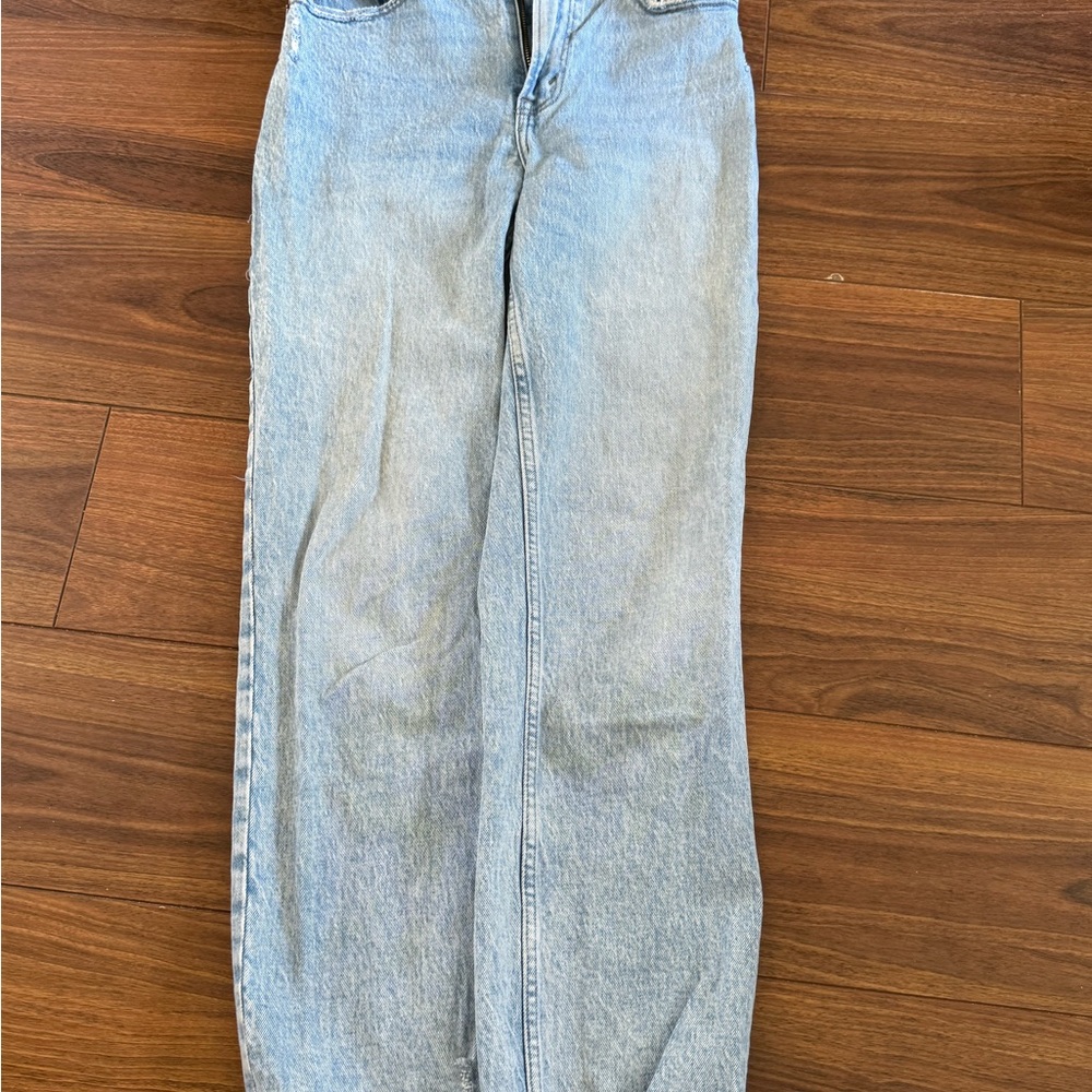 Abercrombie & Fitch 90s straight ultra high rise Jeans- light blue